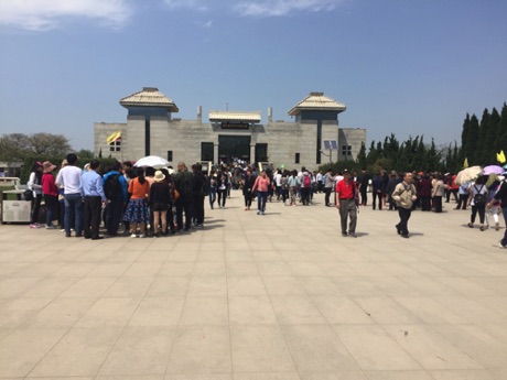 Emperor Qinshihuang's Mausoleum 
Site Museum, Xian. 
The Terracotta Army Museum